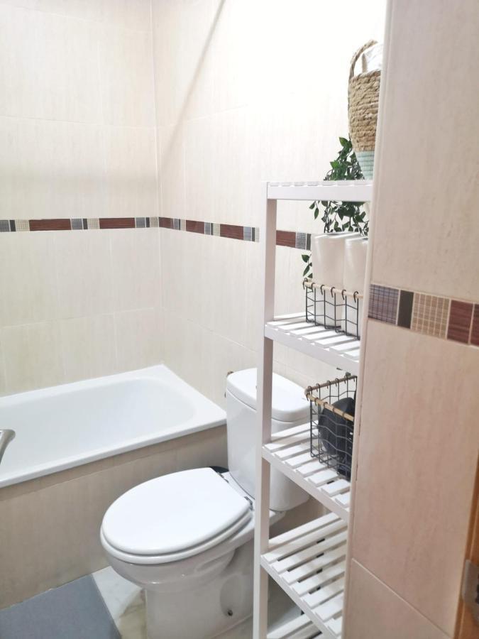 Acogedor Estudio En El Centro Historico De Malaga Apartment Luaran gambar